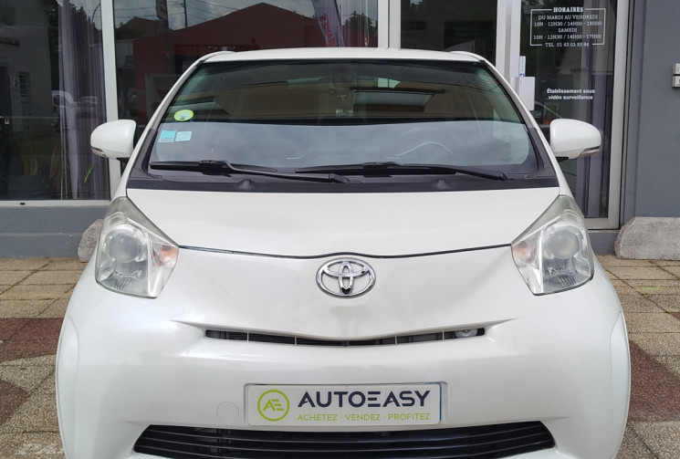Toyota IQ iQ² MultiDrive 68 ch  VVT-i + Boite Auto
