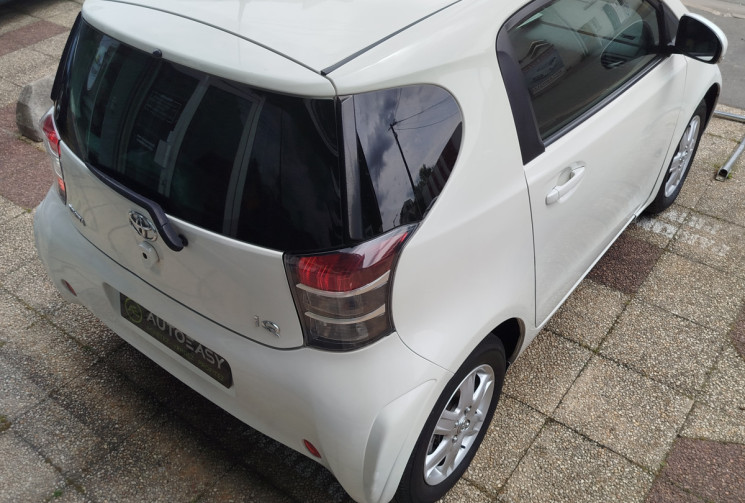 Toyota IQ iQ² MultiDrive 68 ch  VVT-i + Boite Auto