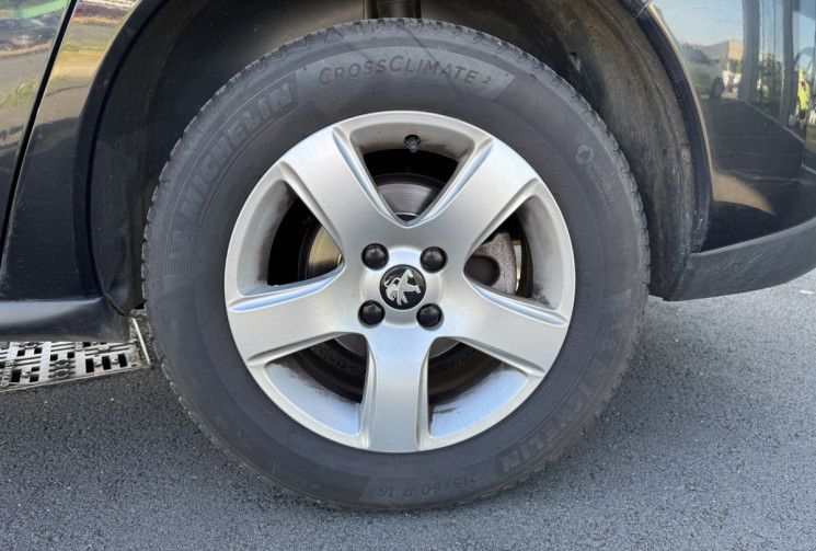 Peugeot 3008 2.0 BLUEHDI 150CH FELINE BVM6 