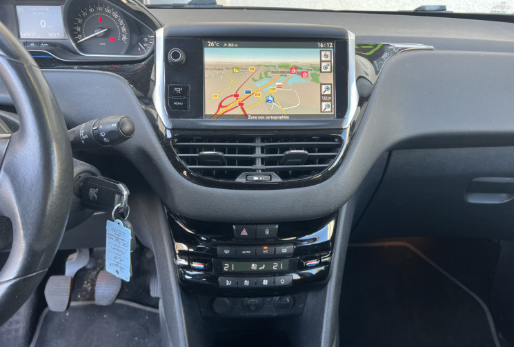 Peugeot 208 1.6 VTi 16V 120 cv