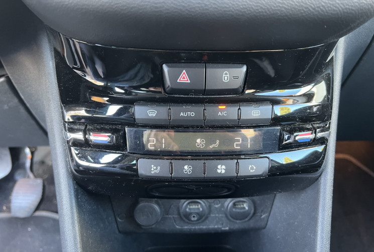 Peugeot 208 1.6 VTi 16V 120 cv
