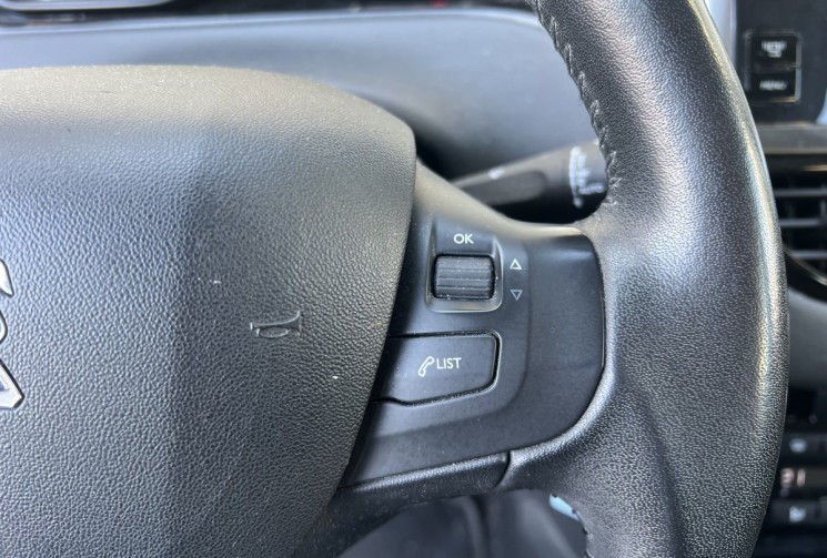 Peugeot 208 1.6 VTi 16V 120 cv