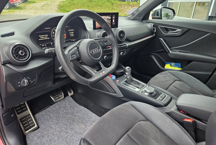 Audi SQ2 2.0 TFSI 300 QUATTRO S-TRONIC 7 TO