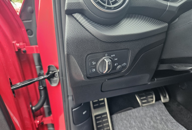 Audi SQ2 2.0 TFSI 300 QUATTRO S-TRONIC 7 TO