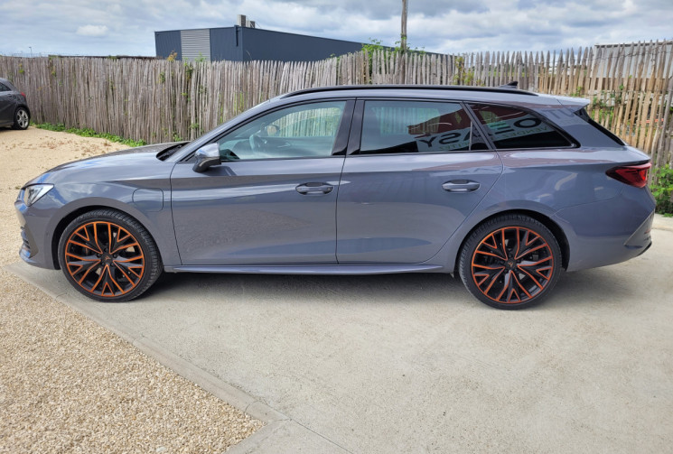 CUPRA Leon SPORTSTOURER 1.4 E-HYBRID 245 CH DSG6