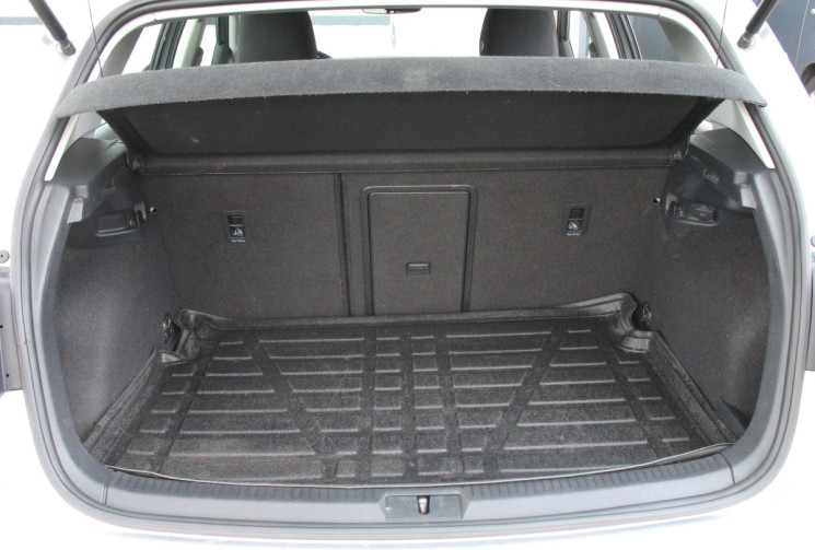 Volkswagen Golf VII 1.5 TSI 150 CONFORTLINE DSG