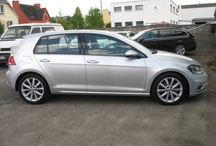 Volkswagen Golf VII 1.5 TSI 150 CONFORTLINE DSG