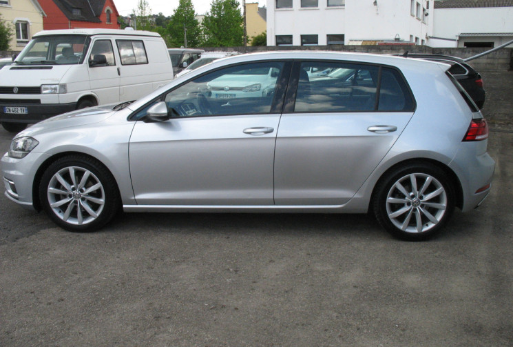 Volkswagen Golf VII 1.5 TSI 150 CONFORTLINE DSG