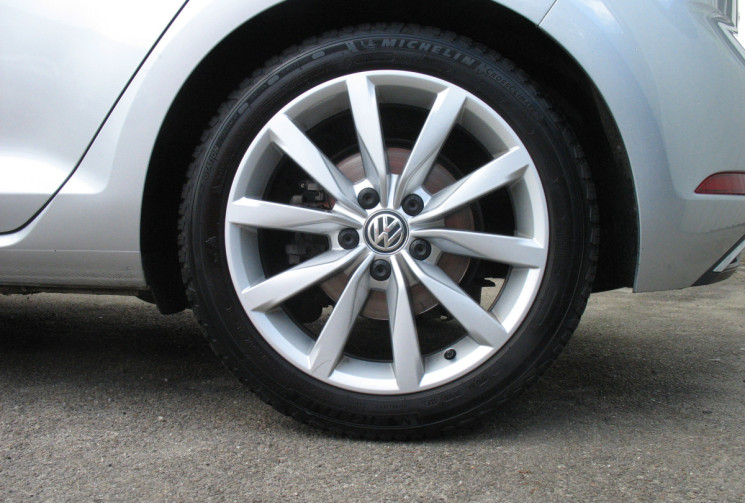 Volkswagen Golf VII 1.5 TSI 150 CONFORTLINE DSG