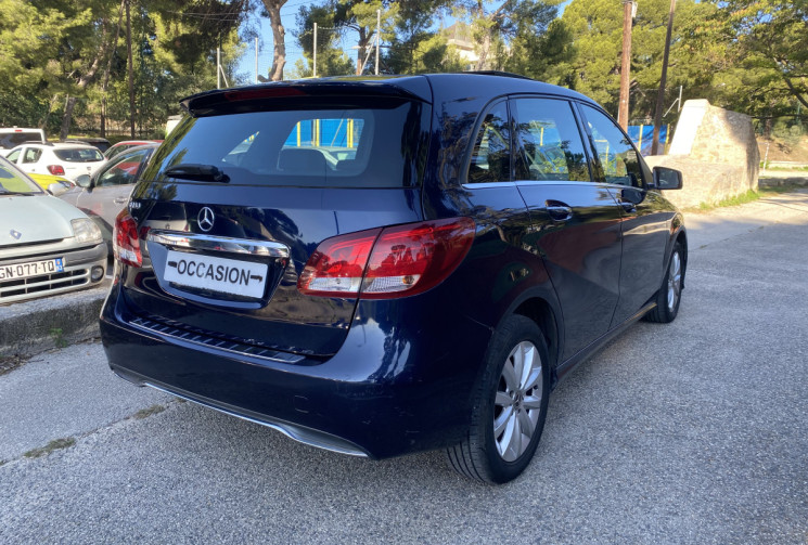 Mercedes Classe B  180 122 CH TOIT OUVRANT/ CUIR/ BOITE AUTO