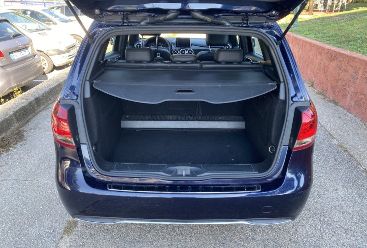 Mercedes Classe B  180 122 CH BUSINESS EXECUTIVE TOIT OUVRANT/ CUIR/ BOITE AUTO