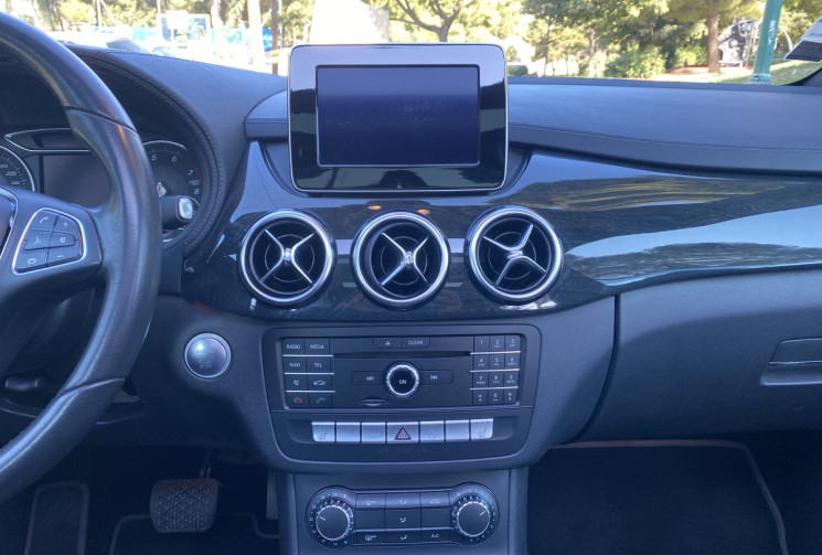 Mercedes Classe B  180 122 CH TOIT OUVRANT/ CUIR/ BOITE AUTO