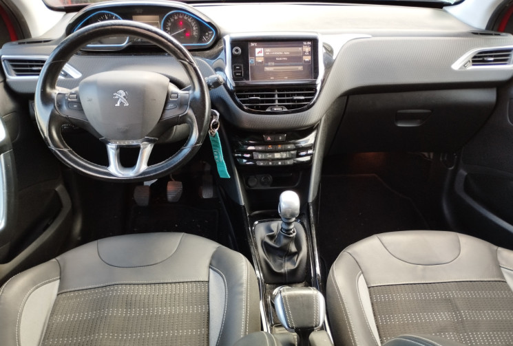 Peugeot 2008 1.2 THP 130 CROSSWAY 