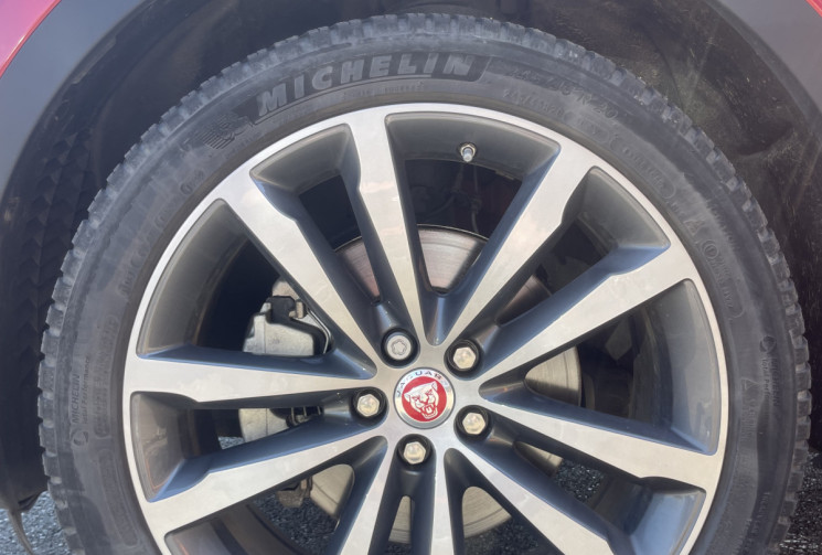 Jaguar E-Pace 2.0 D 180ch R-Dynamic HSE AWD BVA 9