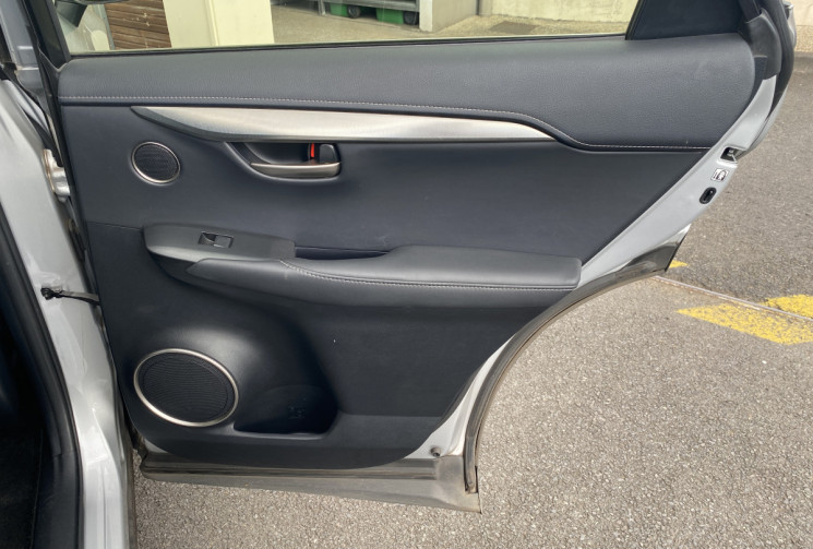 Lexus NX  300h 2.5 VVT-i 16V 197CH Hybrid FWD E-CVT SPORT EDITION