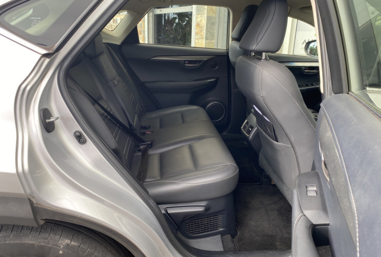Lexus NX  300h 2.5 VVT-i 16V 197CH Hybrid FWD E-CVT SPORT EDITION