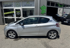 Peugeot 208 1.6 VTI 120 Allure - moteur à chaine très fiable