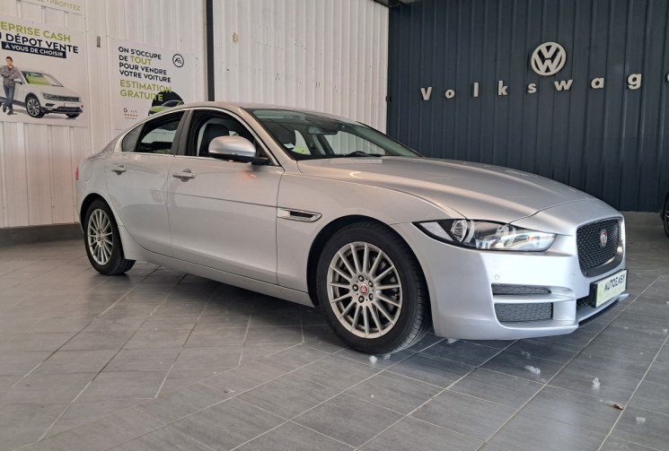 Jaguar XE 2.0D 163ch-8cv E-PERFORMANCE- PRESTIGE-BVA 8-TBE-GARANTIE-ENTRETIEN- 