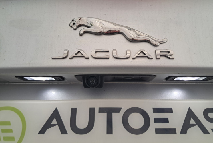 Jaguar XE 2.0D 163ch-8cv E-PERFORMANCE- PRESTIGE-BVA 8-TBE-GARANTIE-ENTRETIEN- 