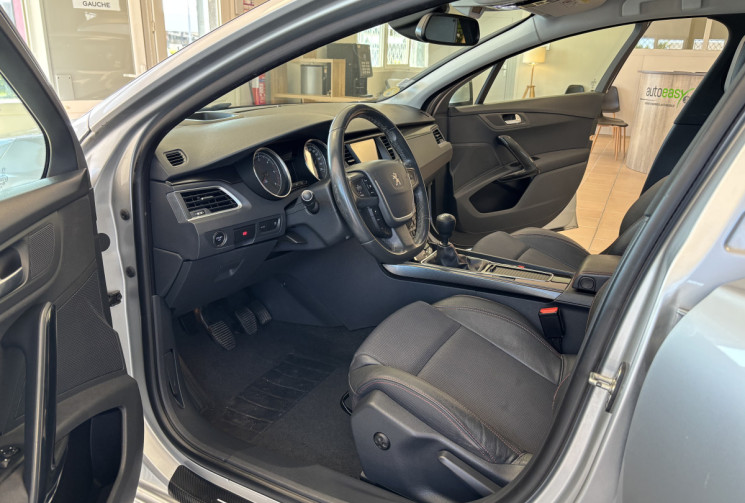 Peugeot 508 BERLINE 2.0 BLUEHDI 150 GTLINE / KIT DISTRIBUTION NEUF