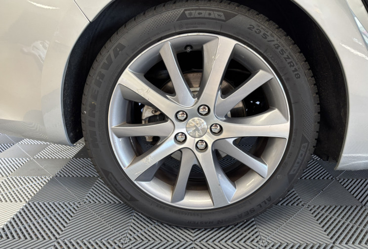 Peugeot 508 BERLINE 2.0 BLUEHDI 150 GTLINE / KIT DISTRIBUTION NEUF