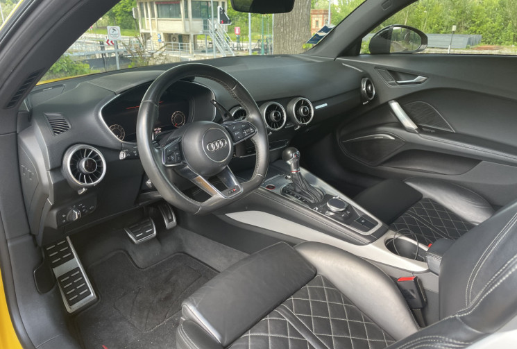 Audi TTS 2.0 TFSI QUATTRO 310 / ENTRETIEN AUDI
