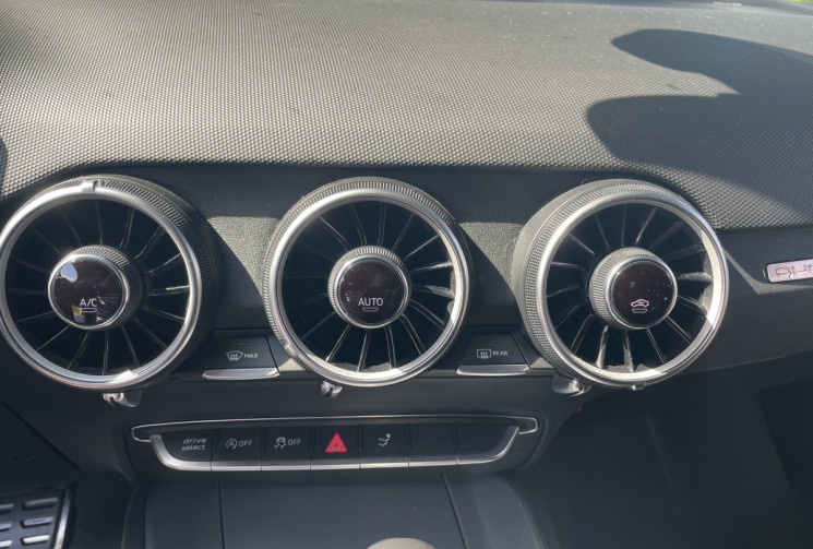 Audi TTS 2.0 TFSI QUATTRO 310 / ENTRETIEN AUDI