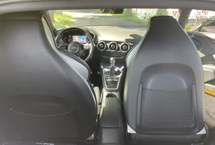 Audi TTS 2.0 TFSI QUATTRO 310 / ENTRETIEN AUDI