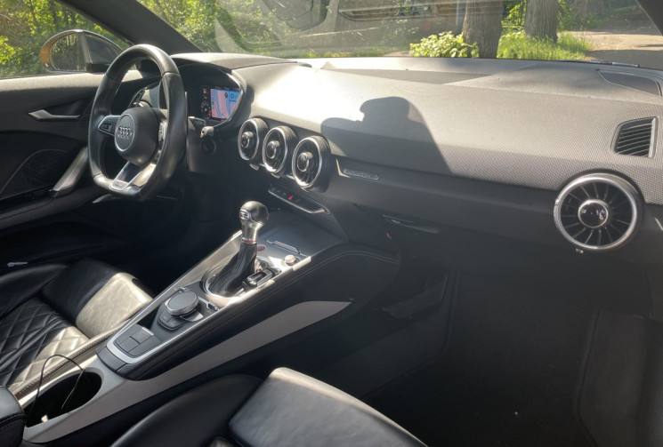 Audi TTS 2.0 TFSI QUATTRO 310 / ENTRETIEN AUDI
