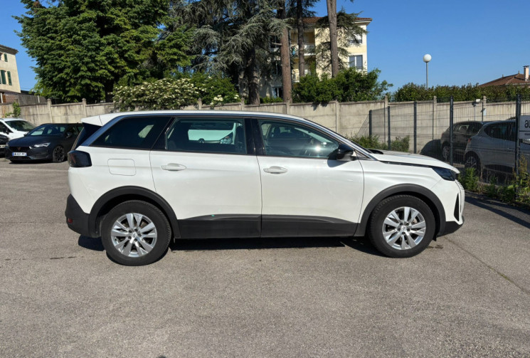 Peugeot 5008 BlueHDi 130 ch / 7 Places / EAT8 / Active Pack