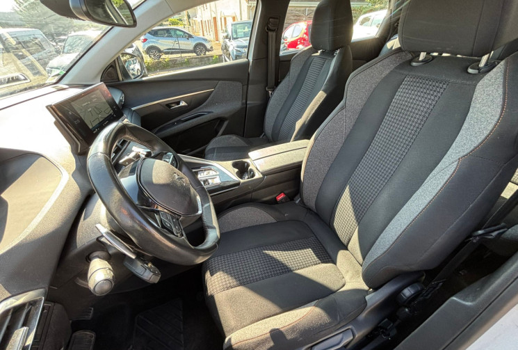 Peugeot 5008 BlueHDi 130 ch / 7 Places / EAT8 / Active Pack