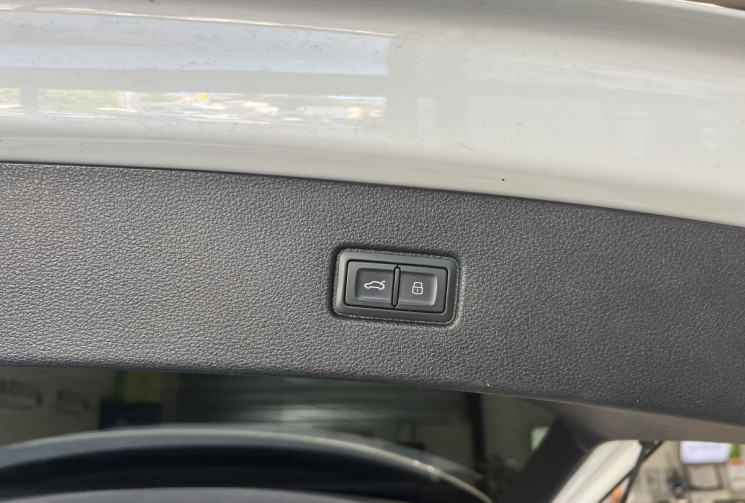 Audi Q7 3.0 V6 TDI 373ch e-tron Avus Extended quattro Tiptronic
