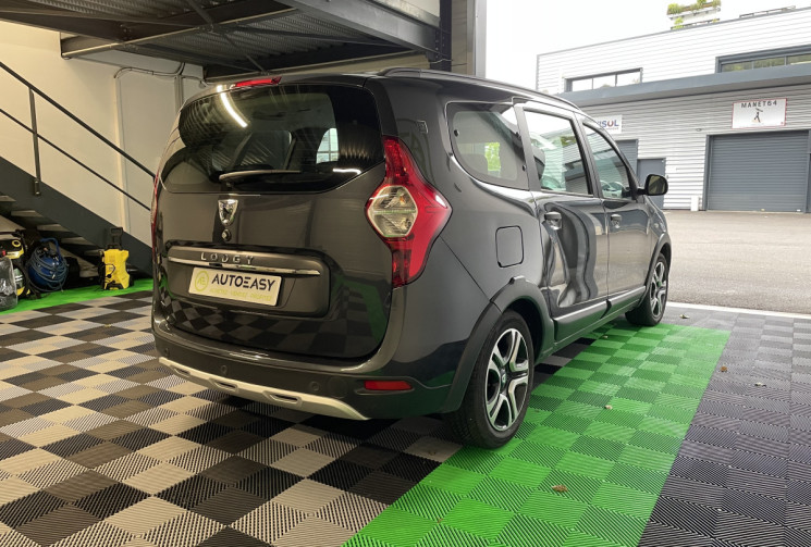 Dacia Lodgy 1.5 Blue dCi 115ch Stepway 7 places (1 ere main)