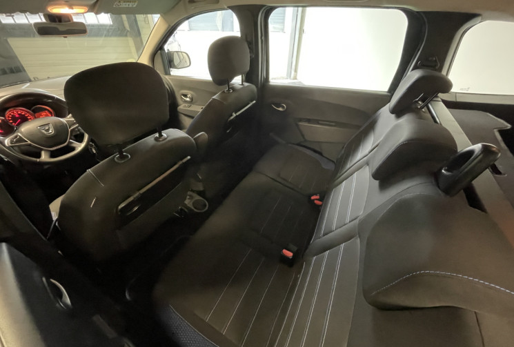 Dacia Lodgy 1.5 Blue dCi 115ch Stepway 7 places (1 ere main)
