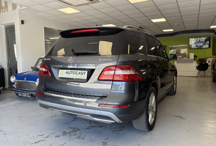 Mercedes ML 350 3.0 V6 CDI 258 CV PACK SPORT OFF ROAD