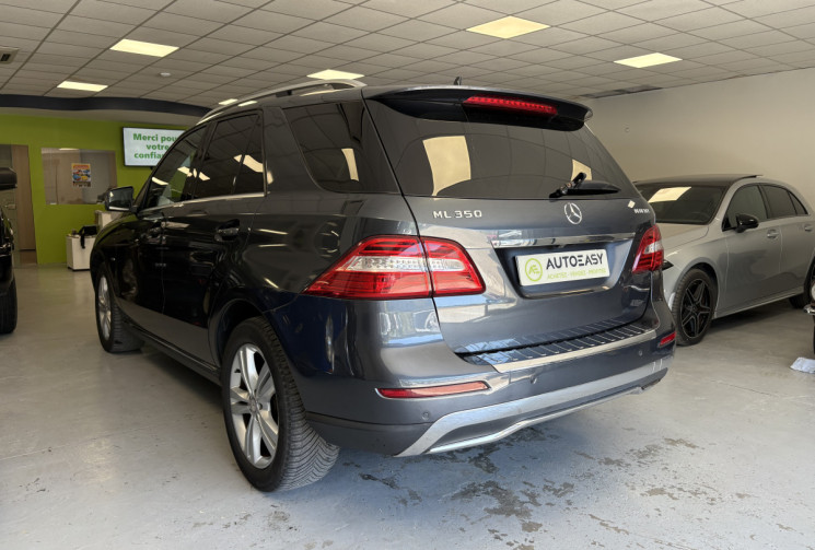 Mercedes ML 350 3.0 V6 CDI 258 CV PACK SPORT OFF ROAD