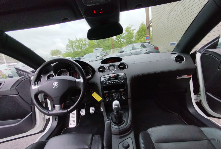 Peugeot RCZ 2.0 HDi 163 FAP BVM6
