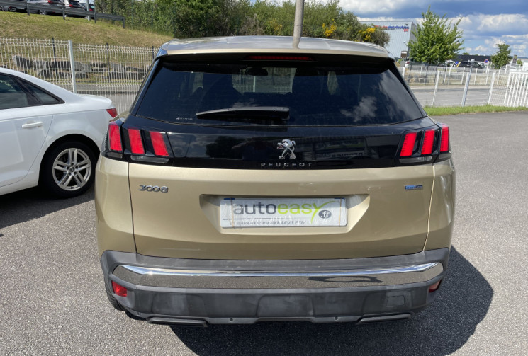 Peugeot 3008 1.2 PureTec 130 CV ACTIVE