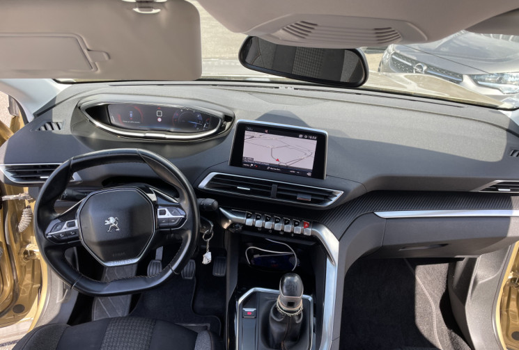 Peugeot 3008 1.2 PureTec 130 CV ACTIVE