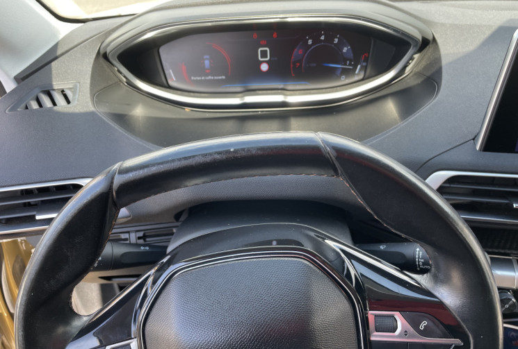 Peugeot 3008 1.2 PureTec 130 CV ACTIVE