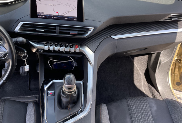 Peugeot 3008 1.2 PureTec 130 CV ACTIVE