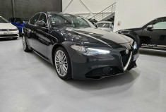 Alfa Romeo Giulia  2.2 jtd 180 cv lusso AT8 / suivi complet alfa romeo