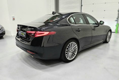 Alfa Romeo Giulia  2.2 jtd 180 cv lusso AT8 / suivi complet alfa romeo
