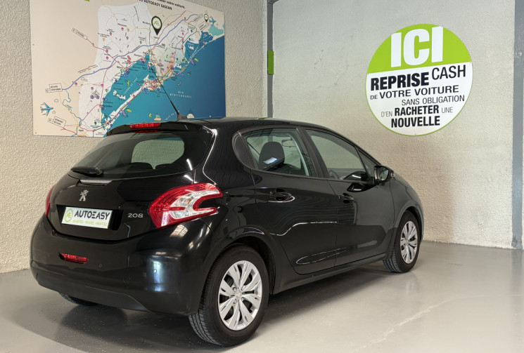 Peugeot 208  208 1.2 VTI 12V 82 CV -TBE- GARANTIE 6 MOIS-2 IEME MAIN-TOIT PANORAMIQUE-NOIRE