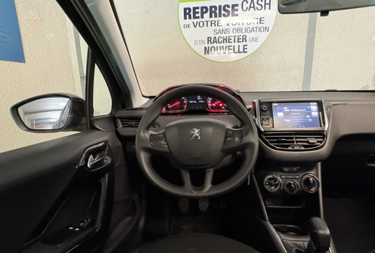 Peugeot 208  208 1.2 VTI 12V 82 CV -TBE- GARANTIE 6 MOIS-2 IEME MAIN-TOIT PANORAMIQUE-NOIRE