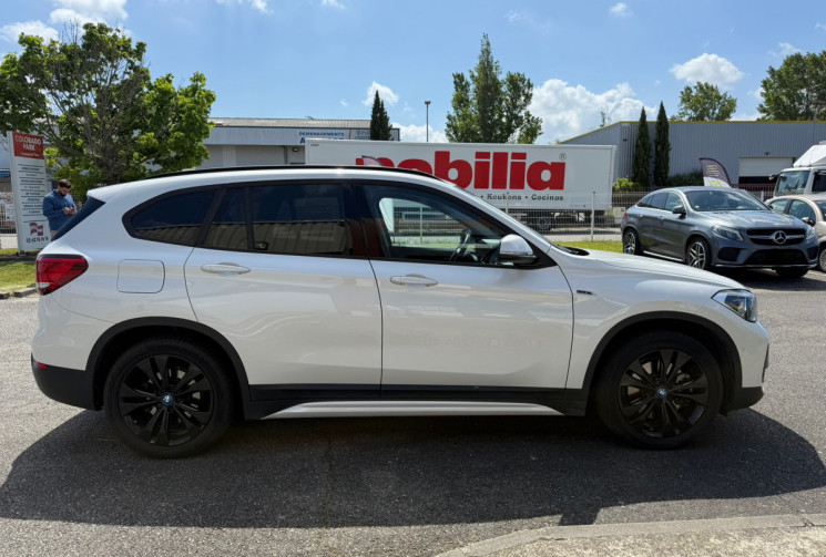 BMW X1 LCI 25e xDrive 220 CH XLINE / TOIT OUVRANT / CUIR