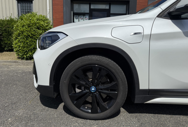 BMW X1 LCI 25e xDrive 220 CH XLINE / TOIT OUVRANT / CUIR