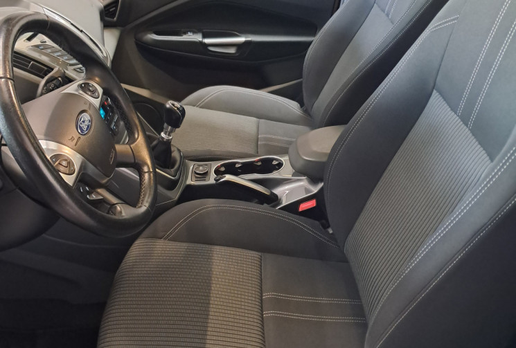 Ford C-MAX 1.0i 16V EcoBoost 125 cv- TITANIUM- TBE-GARANTIE-ENTRETIEN OK-