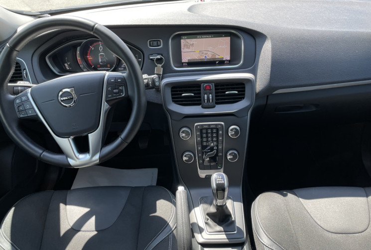 Volvo V40 D2 2.0D 120 ch Itek Edition BVM6