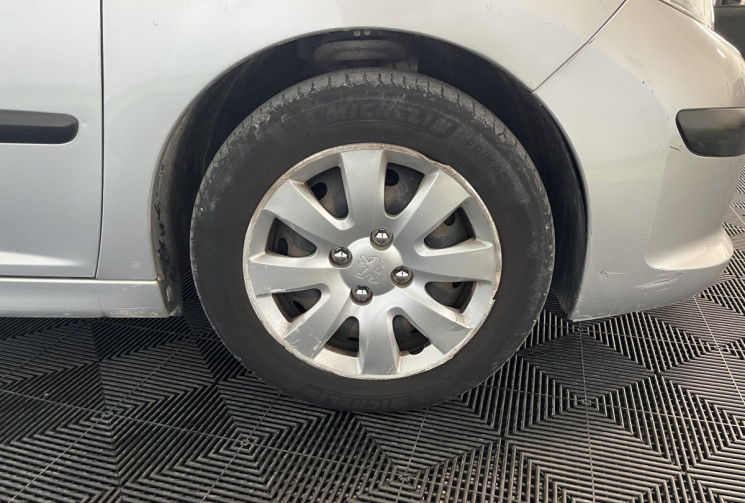 Peugeot 207 1.4 VTi 16v Style 5p